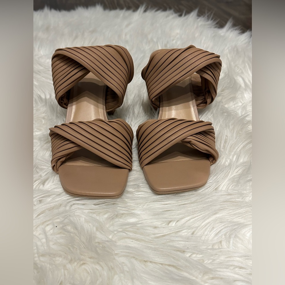 NWOT A New Day Jessa Mule Heels - Picture 2 of 7